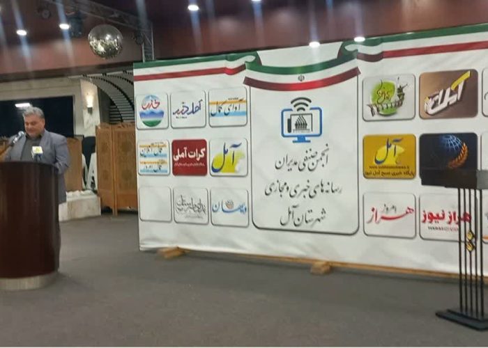 گپ دوستانه جمعی ازخبرنگار