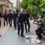 پیشنهادی جالب درباره برخورد با دستفروشان