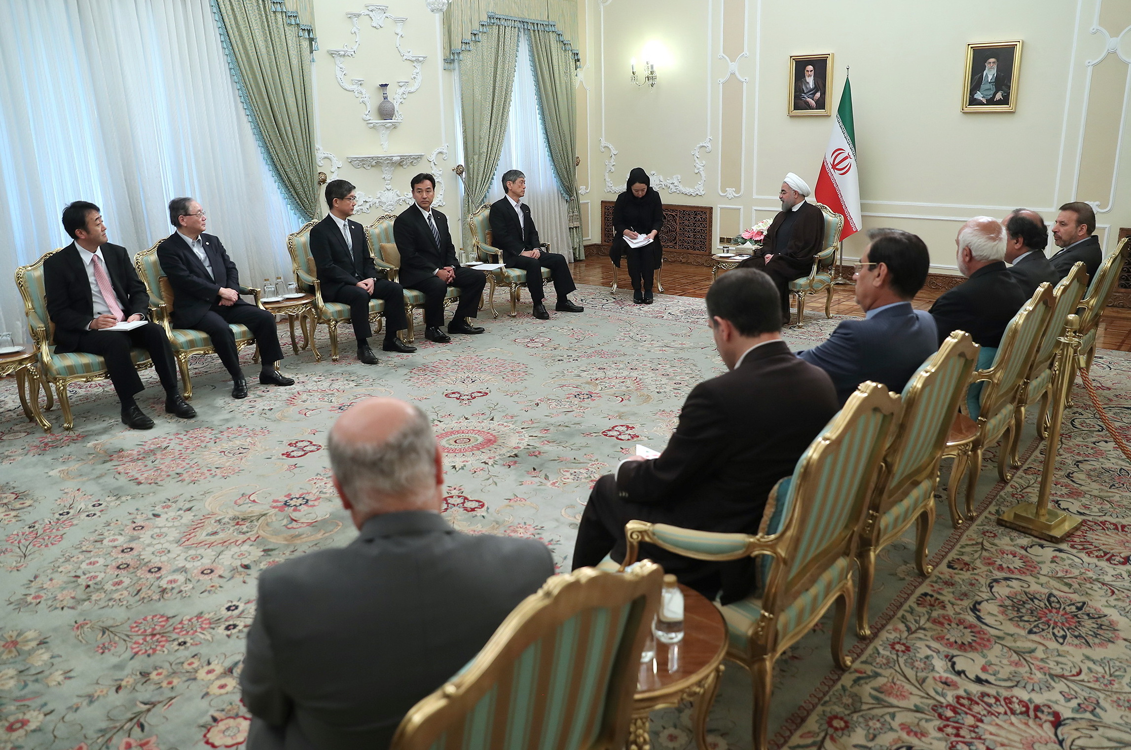 تسهیل در روابط بانکی ایران و ژاپن موجب ارتقاء سطح مناسبات و همکاری‌های اقتصادی و تجاری تهران – توکیو خواهد شد.