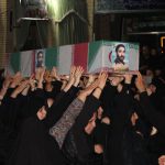 عشق حسین بین چه ها می کند