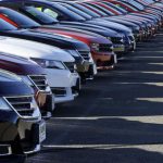 حباب خودروهای وارداتی بزرگتر شد!