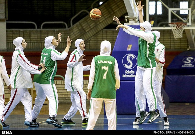 دنیا خواهد دید که با حجاب هم می‌توان بسکتبال بازی کرد