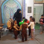 ملبس شدن دانش آموزان حاشیه مهد مهرزاد